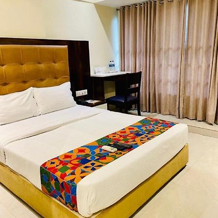 Hotel Embassy Park - Bkc Βομβάη Εξωτερικό φωτογραφία