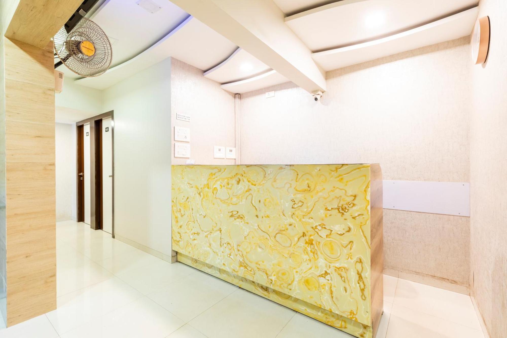 Hotel Embassy Park - Bkc Βομβάη Εξωτερικό φωτογραφία